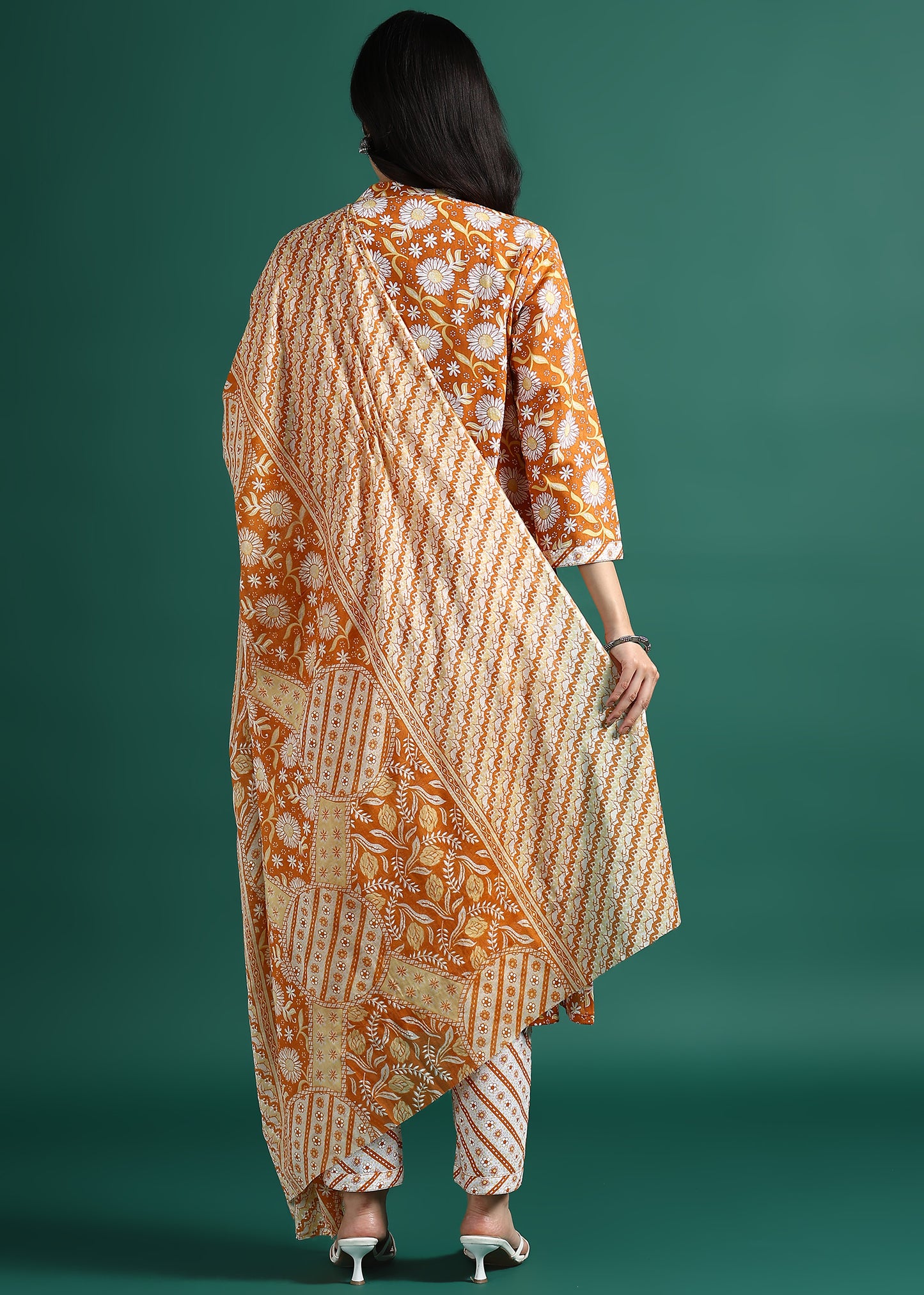 Suskriti Élora — Indigo Orange Digital‑Print Pure Cotton Kurta Set with Dupatta & Printed Pants (Copy) (Copy)